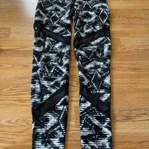 OLD NAVY active wear leggings